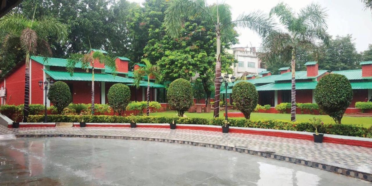 Aarunya Hotel And Resort Rajgir Exterior photo